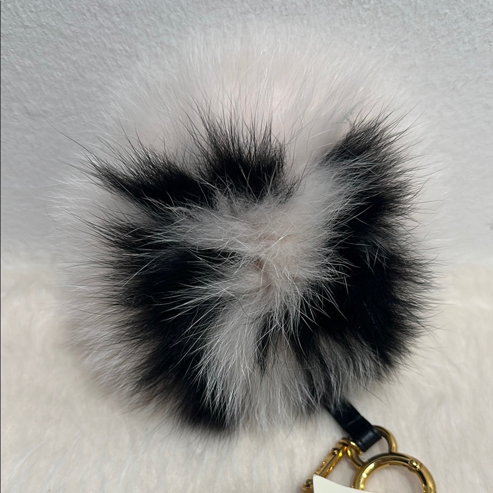 Fendi Black and Pink Fur Pom Pom Keychain - Picture 2 of 3